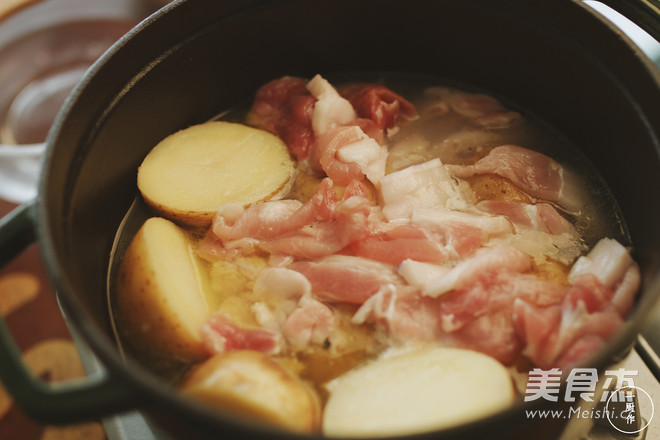 Pickled Pork and Potatoes | One Kitchen recipe