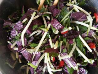 Cold Basil Leaves recipe