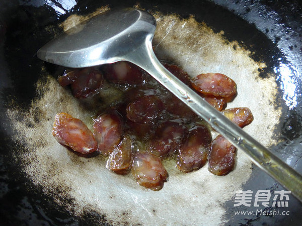 Stir-fried Spicy Sausage with Hot Pepper recipe