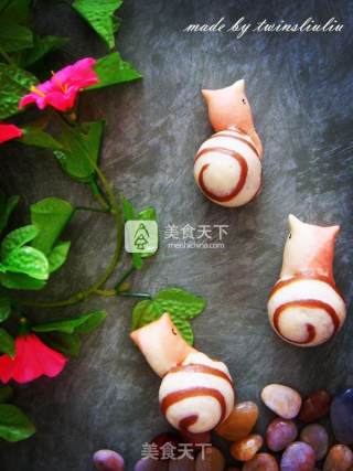 Snail Steamed Buns recipe