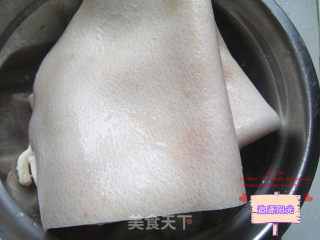 A Beauty Meal Made by A Soymilk Machine-pork Skin Jelly recipe