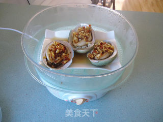 Steamed Abalone with Xo Sauce and Garlic recipe