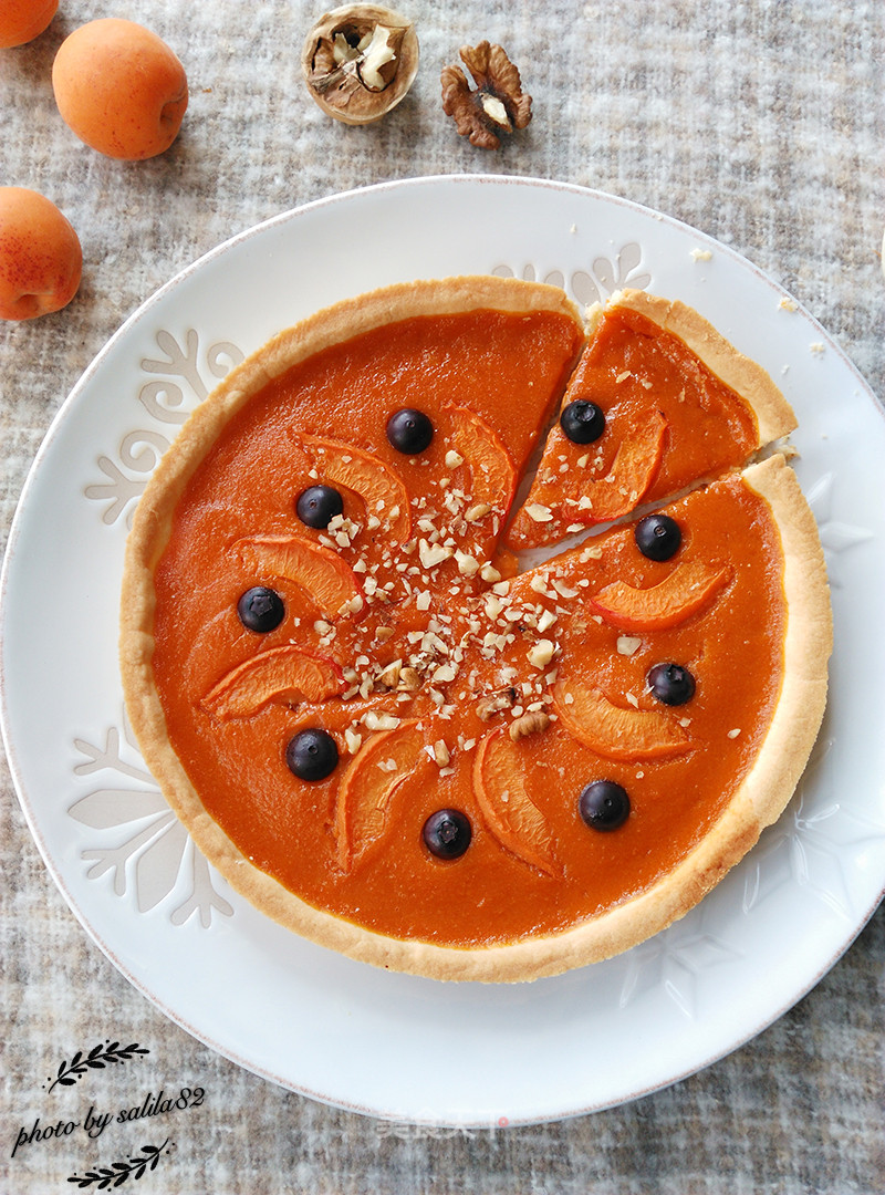 #aca烤明星大赛#walnut Sweet Apricot Pie recipe