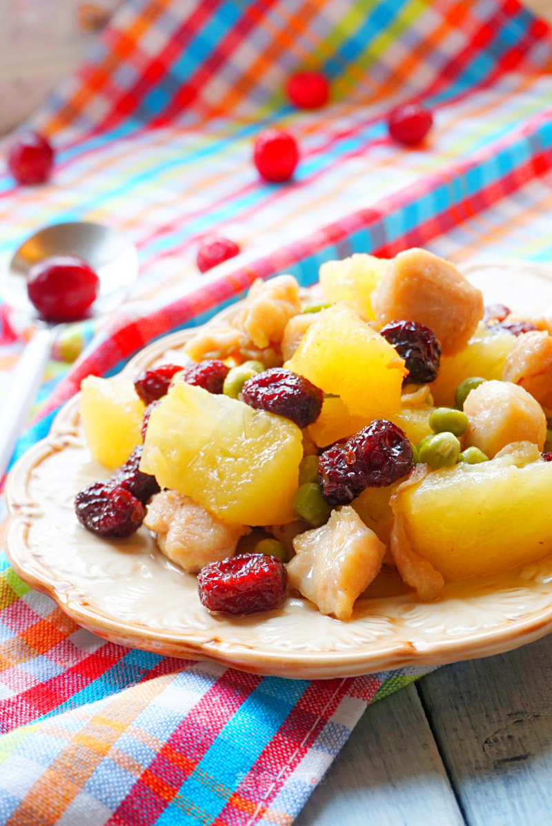 Three-color Diced Chicken with Raspberries recipe