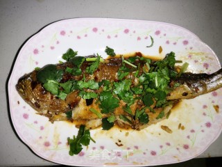 Braised Yellow Croaker in Sauce recipe