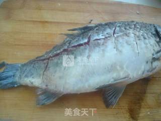 Shredded Carp and Carrot in Milk Soup recipe