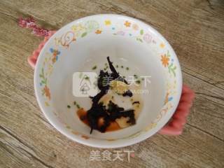 Dried Bamboo Shoots, Fungus and Fresh Meat Wontons recipe
