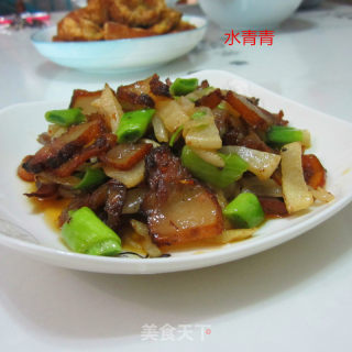 Stir-fried Pork with Celery and Salted Radish recipe