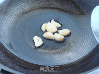 Stir-fried Sausage with Broccoli recipe