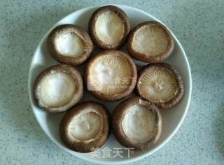 Steamed Quail Eggs with Mushrooms and Water Chestnuts recipe