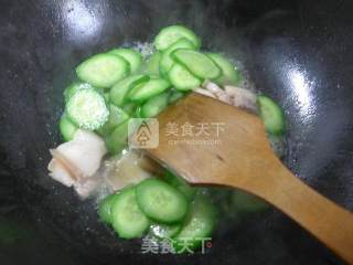 Stir-fried Pork with Salt and Small Cucumber recipe