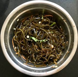 Kelp Shredded with Cold Vegetables recipe