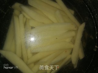 Braised Pork and Potato Chips recipe