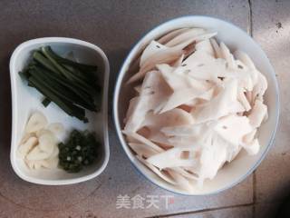 Sauerkraut Lotus Root Slices recipe