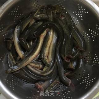 Loach Grilled Pickles recipe