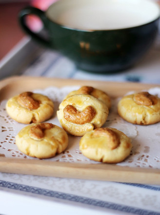 Cashew Nut Shortbread Cookies