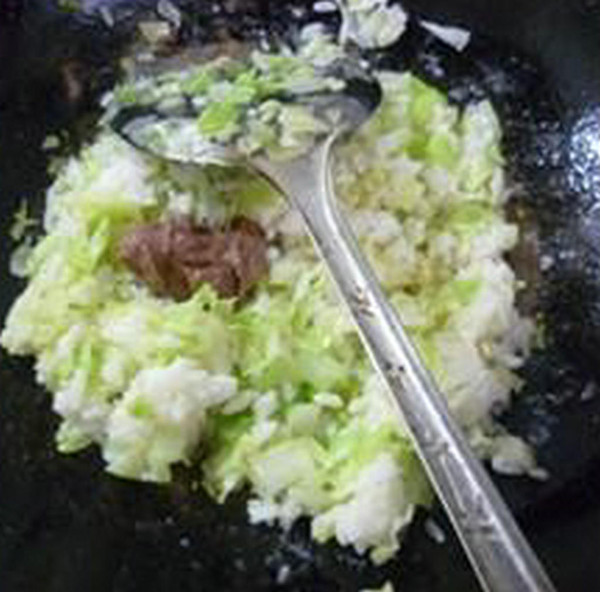 Fried Rice with Shrimp Paste and Cabbage recipe