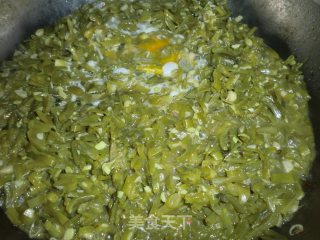 Noodles with Beans and Eggs recipe