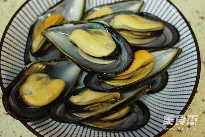 Spicy Mussel King Risotto recipe