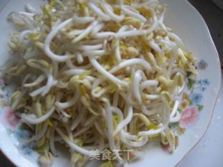 Tomato Bean Sprout Soup recipe