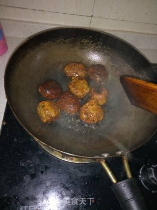 Meat Ball with Soy Sauce recipe