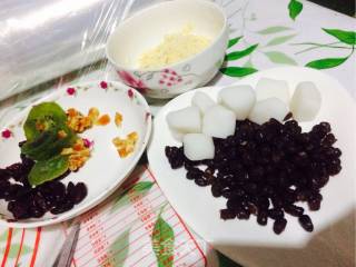 #四session Baking Contest and is Love to Eat Festival#puffed Puff Pastry with Nuts recipe