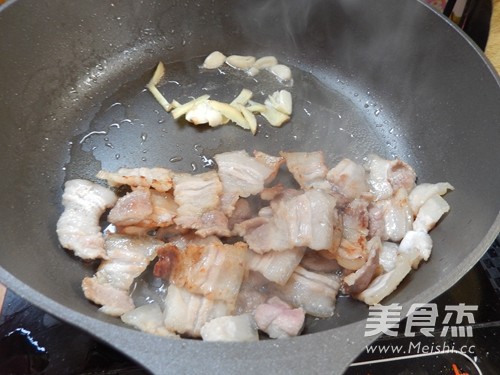 Stir-fried Pork Belly with Pleurotus Eryngii recipe