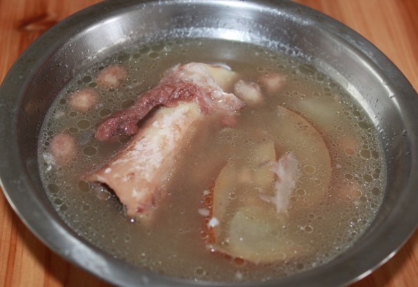 Old Cucumber Pork Bone Carp Soup recipe