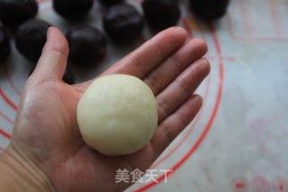 Traditional Red Bean Paste Egg Yolk Crisp recipe