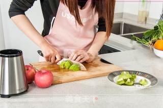 (early Summer Health Drink) Kiwi and Apple Mixed Juice recipe