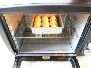 #aca Baking Star Competition# Light Cream Short-cut Small Row Buns recipe