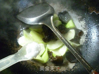 Black Fungus Fried Night Blossom recipe