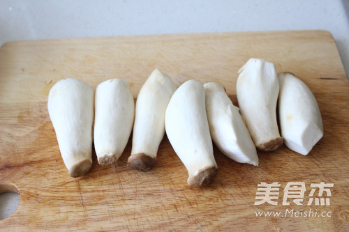 Dry Fried Pleurotus Eryngii recipe