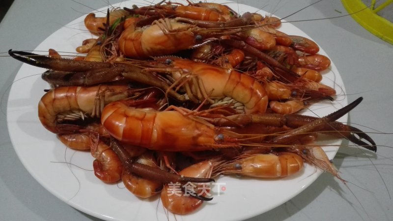 Boiled River Prawn