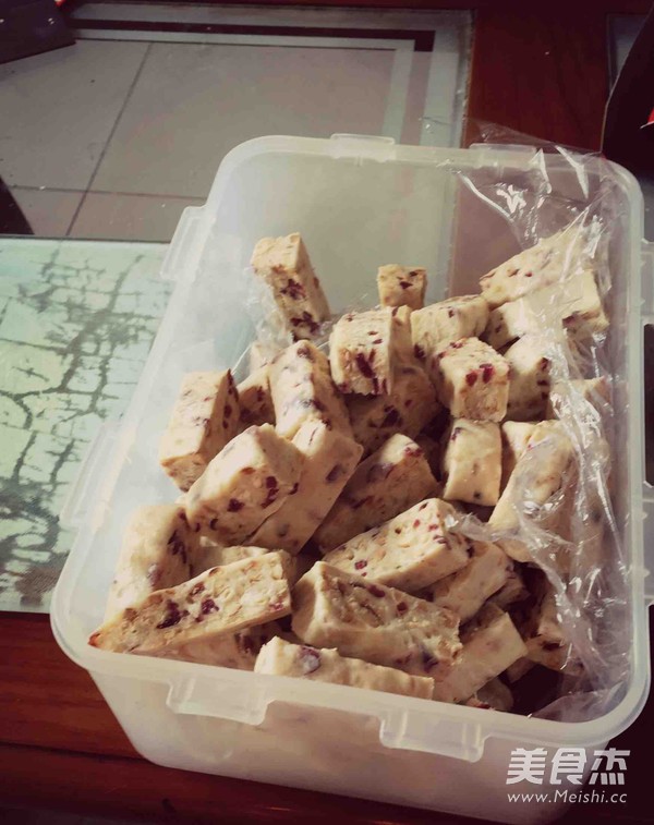 Handmade Peanut Cranberry Nougat recipe