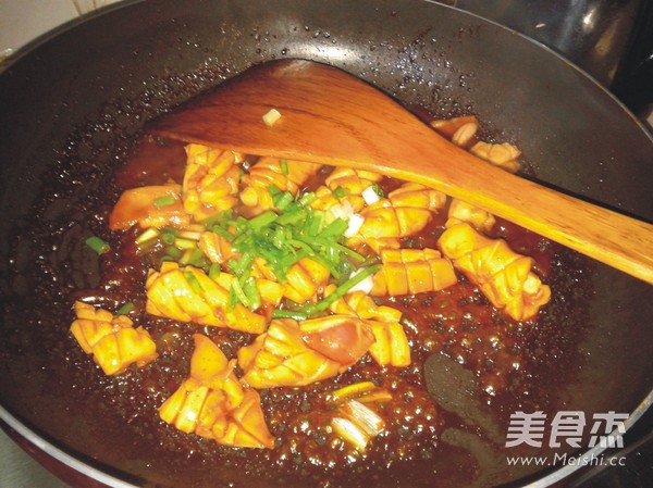 Spicy Fried Squid Roll recipe