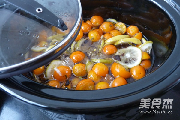 Kumquat Lemon Stew with Rock Sugar recipe