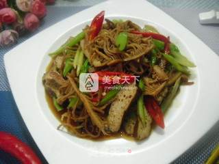 Stir-fried Beef Tripe with Celery Sauce recipe