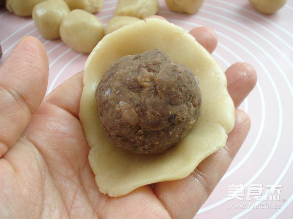 Red Bean Paste Cantonese Mooncake recipe