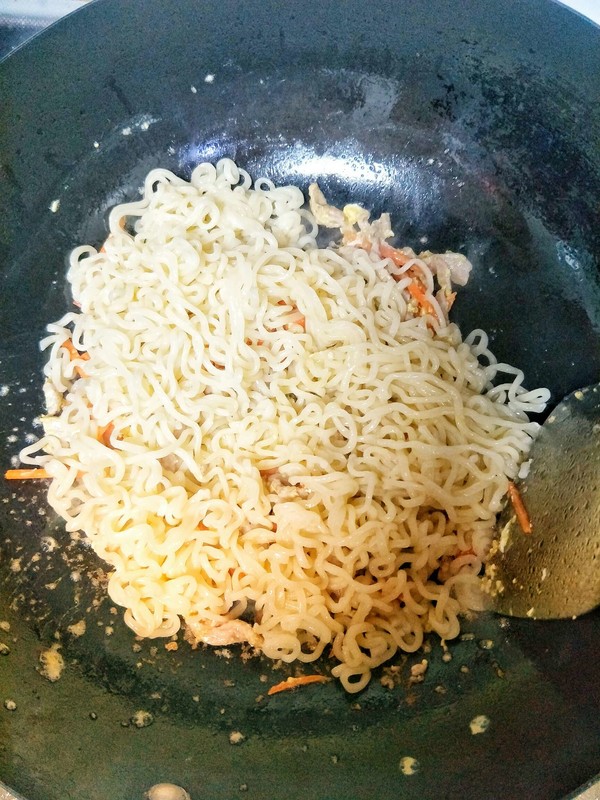 #中卓牛骨汤面# Anhui Fried Noodles recipe