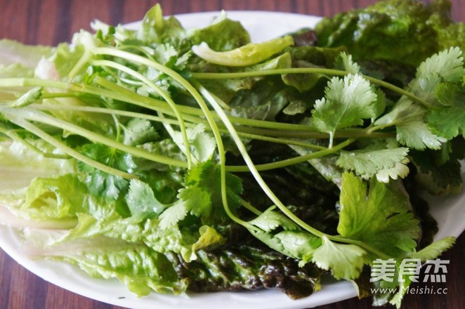 Mixed Lettuce with Fungus recipe