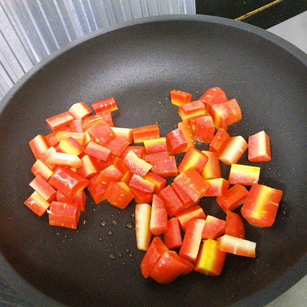 Stir-fried Pork with Fruit Carrot recipe