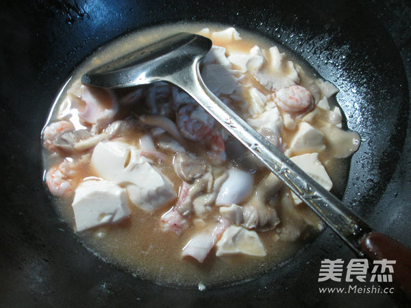 Seafood Xiuzhen Mushroom Tofu recipe