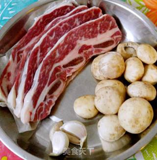 Fried Beef Ribs with Garlic and Black Pepper recipe