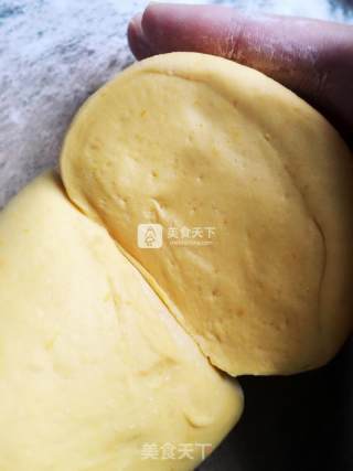 Pumpkin Steamed Buns-golden Knife Cut Steamed Buns recipe