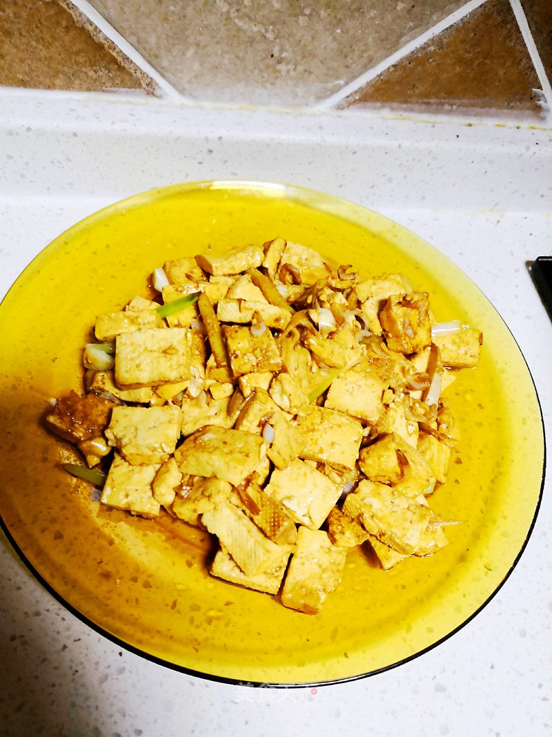 Stir-fried Tofu with Shrimp Skin recipe