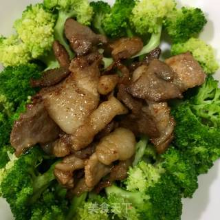 Stir-fried Meat with Broccoli recipe