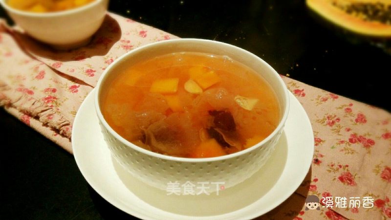 Papaya and Tremella Soup recipe