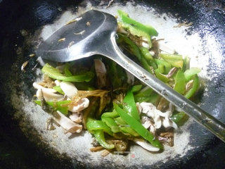 Fried Squid with Dried Plums, Green Peppers recipe