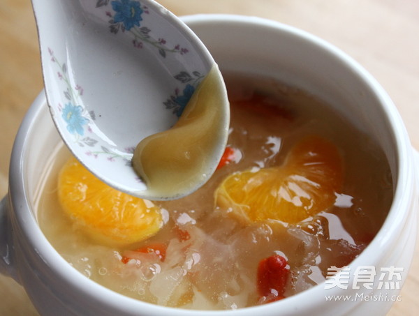 Tremella Tangerine Soup recipe